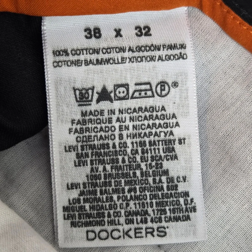 Dockers D2 Straight Fit Chinos Mens 38x32‎ Black Flat Front 100% Cotton Pants